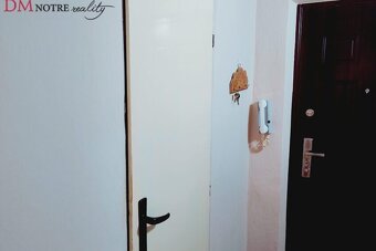 Dvojizbový byt s výmerou trojizbového s balkónom v Lučenci. - 2