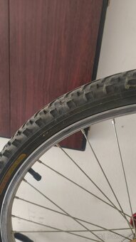 Author Solution bicykel červený - 2