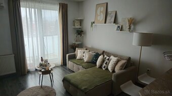 Prenájom slnečného 2-izbového bytu - 2