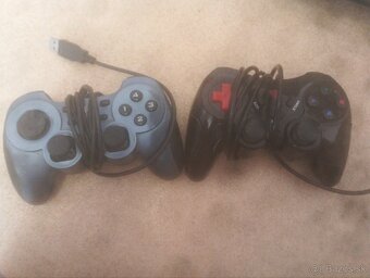 Playstation 3 super slim , PC -athlon X2 - 2