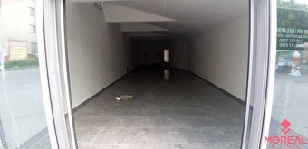 Priestor do prenájmu v centre Topoľčian - 2