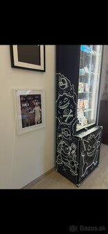 Výstavná skriňa - 2