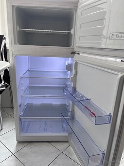 Chladnička s mrazničkou 70 € - 2