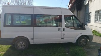 Ford tranzit.9.miestny - 2