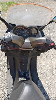 Skúter aprilia - 2