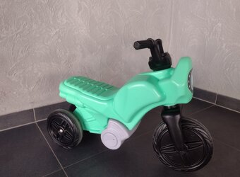 Prvé odrážadlo - motorka pre najmenších - 2