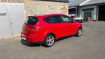 Predám Seat Altea XL 2.0 TDI DSG xenony - 2