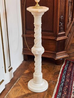 Alabastrový podstavec / sloup, Itálie, kolem roku 1950 - 2