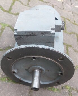 Motor 1,5kW 940ot/min - 2