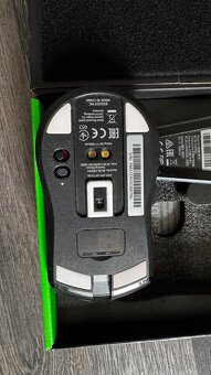 Predám hernú myš Razer viper ultimate - 2