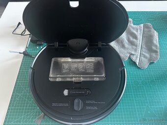 Xiaomi Mi Robot Vacuum Mop Pro Black - 2