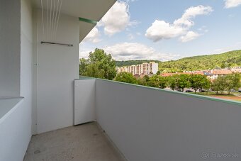 Na predaj | 2 izbový byt 62,45 m² s loggiou - Studenohorská - 2