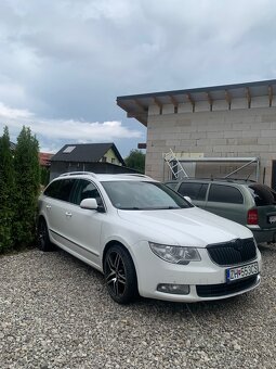 REZERVOVANÉ Škoda superb 4x4 1.8TSI - 2