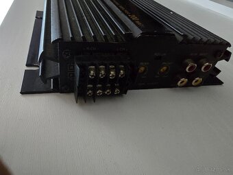 maly zosilnovac na predne / zadne repraky 35e - 2