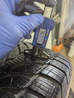 Zimné Pneu Bridgestone Blizzak LM32 205/55 R16 - 2
