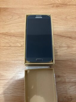 Smartfón Samsung Galaxy S4 - 2