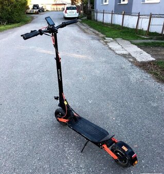 Predàm elektricky Roller JOYOR s5 - 2