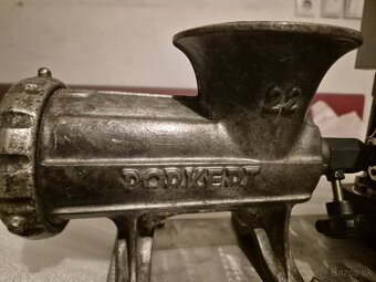 Porkert 22 elektrický mlynček - 2