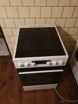 Sporak mora sklokeramicka - 2