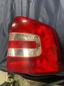 Svetlá octavia 2 predfacelift - 2