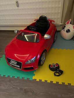 Detské elektrické autíčko. - 2