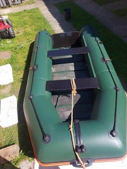 Rybársky čln kolibri 330 - 2