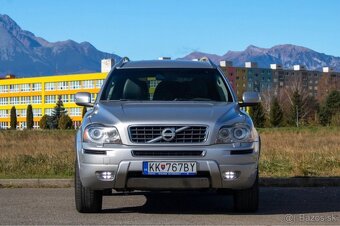 Volvo XC90 D5 AWD AT 7miest málo km - 2