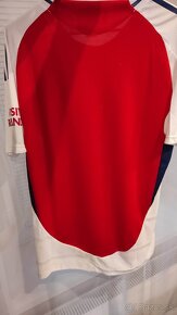 dres Arsenal London - 2
