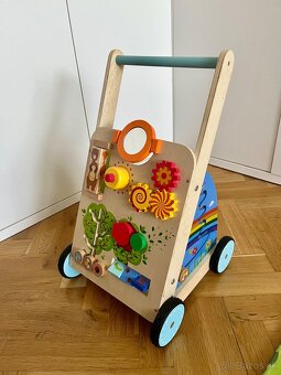 Drevené chodítko pre deti – Playtive (Lidl) - 2