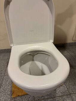 Toaleta značky Duravit - 2
