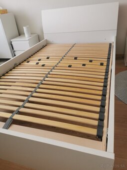 Posteľ s roštom 120x200 cm - 2