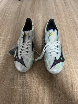 Mizuno Japan 42.5 UK 8.5 - 2