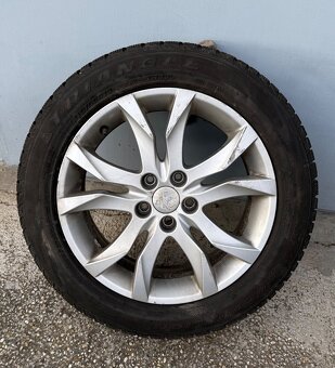 Peugeot 5x108 R17 215/55R17 - 2