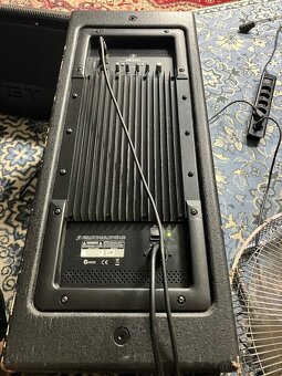 Predam MACKIE HD1521 - 2