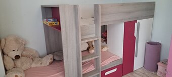 Dvojposchodova postelt - 2