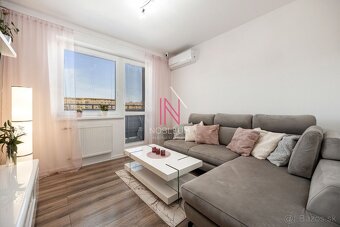 REZERVOVANÉ - 2-izbový byt v Devínskej Novej Vsi s uzavretým - 2