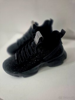 Steve Madden Maxima-R - 2