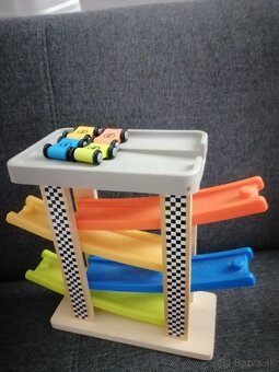 Sada kvalitnych hraciek. - 2