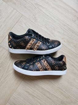 Guess cierne hnede bezove zlate monogram tenisky 36 a 38 - 2