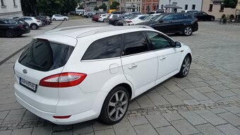 Ford Mondeo Combi 7 / 2008 2.0 TDCi  Ghia A/T Diesel Prev - 2