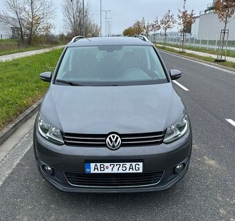Volkswagen Touran Cross 1.6 TDI 5 miest 2011 - 2