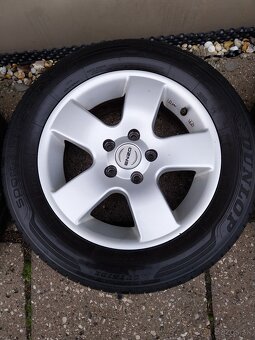 Elektrony na Ford a ine. - 2