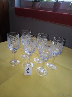 Brúsené poháre na stopke - 2