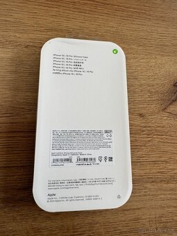 iPhone 16 kryt - novy - modry - 2