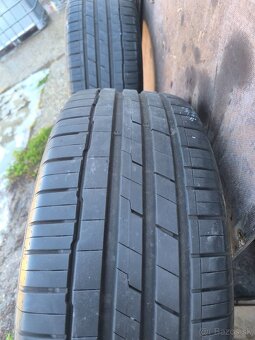 letné pneumatiky Hankook 235/55 R19 105W - 2