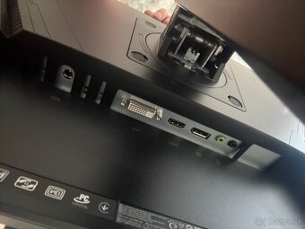 Monitor ASUS 27” - 2