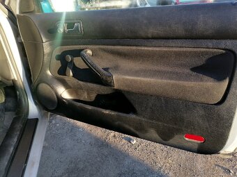 Tapce VW Golf 4 - 2