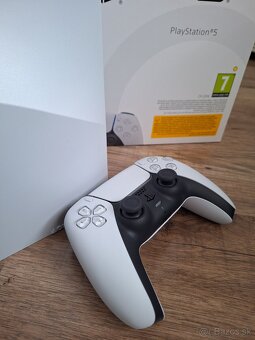 PS5 Slim + 3 hry - 2