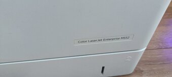 HP Color LaserJet Enterprise M552 - Farebná Laserová - 2