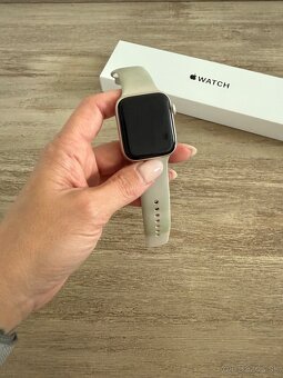 apple watch SE (2nd gen) 44mm - 2